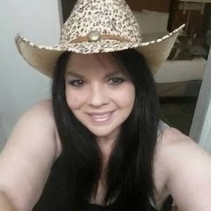 Meet your Posher, Gina